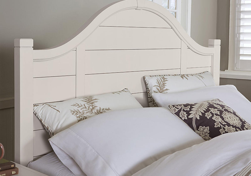 Vaughan-Bassett Bungalow King Arched Bed in Lattice